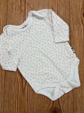 7/$20 Rabbit + Bear White Long Sleeve Floral Baby Onesie Organic Cotton